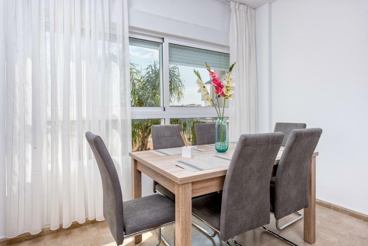 Wintowinrentals Best Location, Beach, Pool & Parking Rincón de la Victoria Buitenkant foto