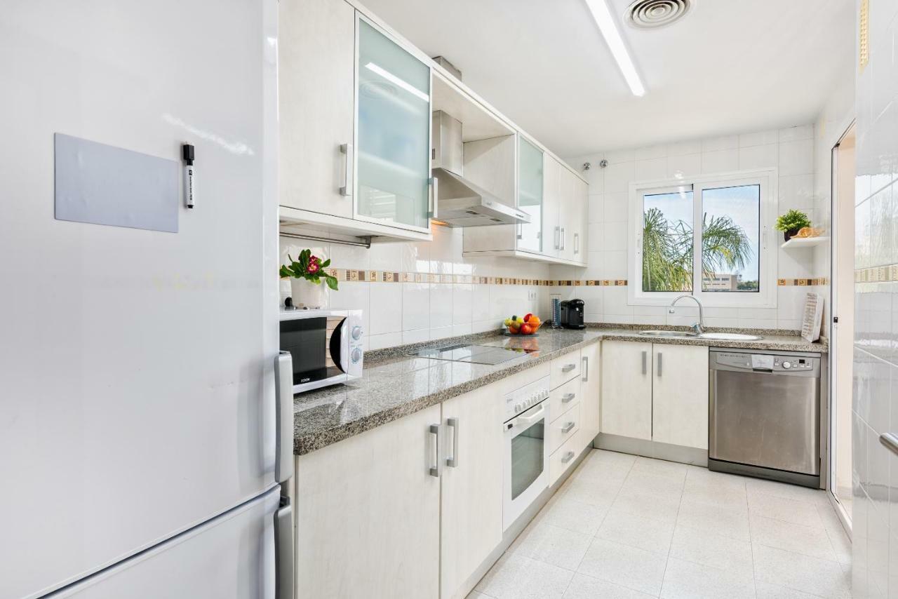 Wintowinrentals Best Location, Beach, Pool & Parking Rincón de la Victoria Buitenkant foto